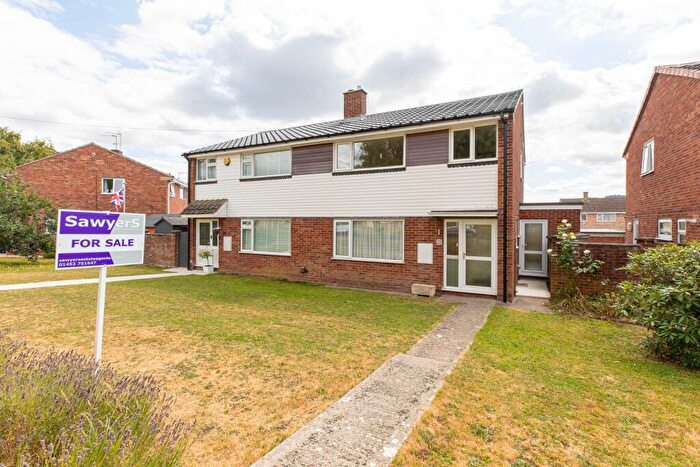 3 Bedroom Semi-Detached House For Sale In The Beagles, Cashes Green, Stroud, GL5