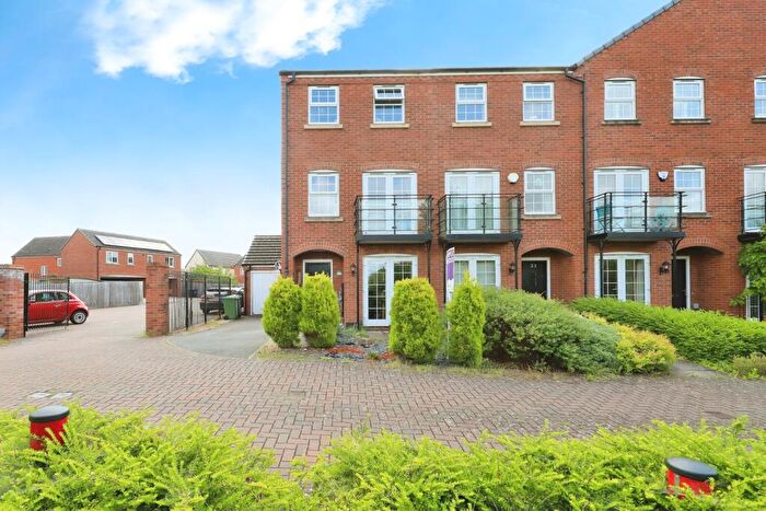 4 Bedroom Town House For Sale In Georgian Way, Kidderminster, Worcestershire, DY10