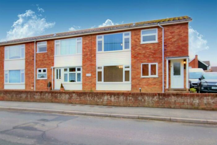 2 Bedroom Apartment To Rent In Western Road, Hailsham, BN27