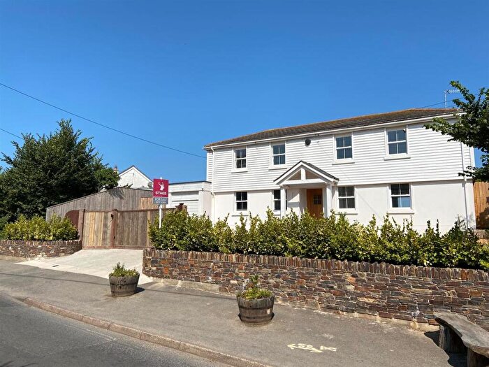 4 Bedroom Detached House For Sale In Hobbs Hill, Croyde, Braunton, EX33