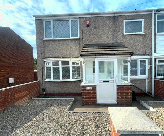 3 Bedroom Semi-Detached House To Rent In Gosforth Avenue, South Shields, Tyne And Wear, NE34
