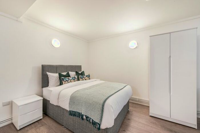 Studio To Rent In Tyssen Street, London, E8