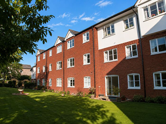 1 Bedroom Flat For Sale In Townsend Court, Leominster, Herefordshire, HR6