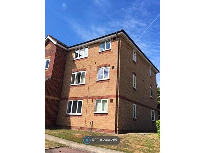 1 Bedroom Flat To Rent In Shorwell Court, Purfleet, RM19