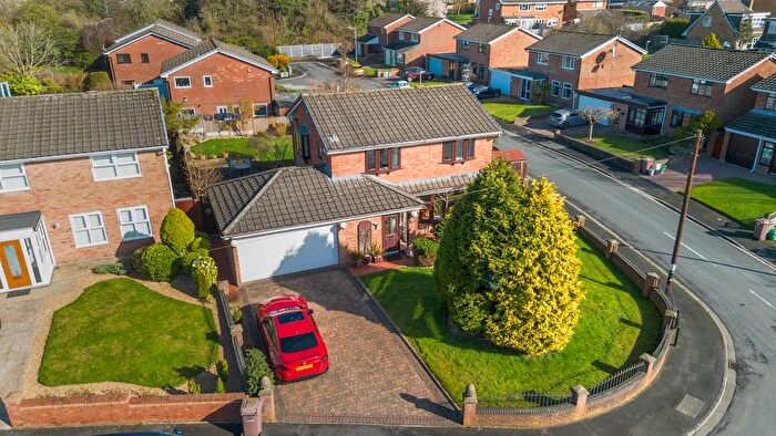 4 Bedroom Detached House For Sale In Stretton Avenue, Billinge, WN5