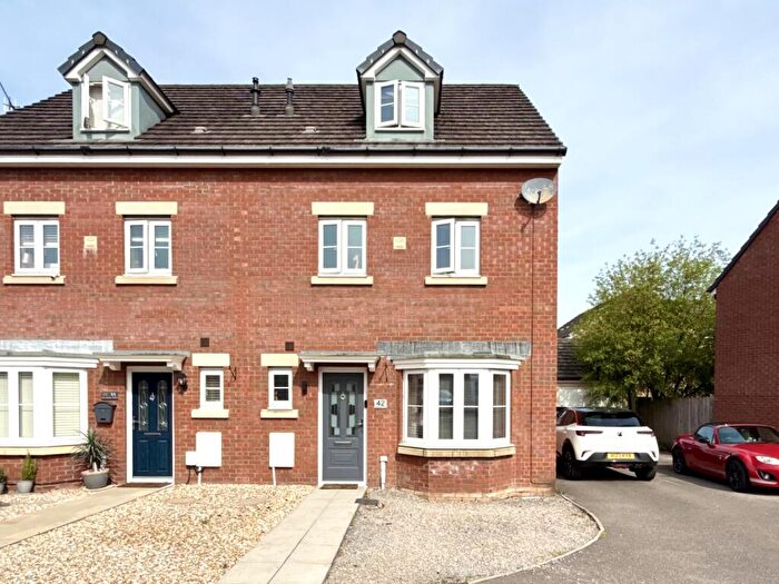 4 Bedroom Semi-Detached House For Sale In Tir Founder Fields, Aberdar, Rhondda Cynon Taf, CF44
