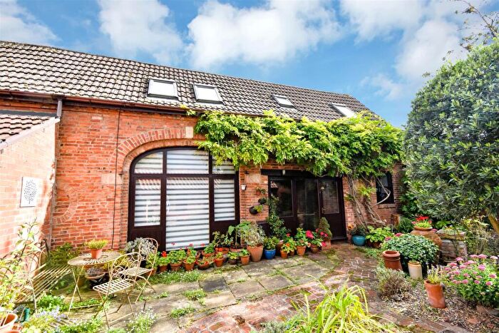 2 Bedroom Semi-Detached House For Sale In Appleton Gate, Newark, NG24