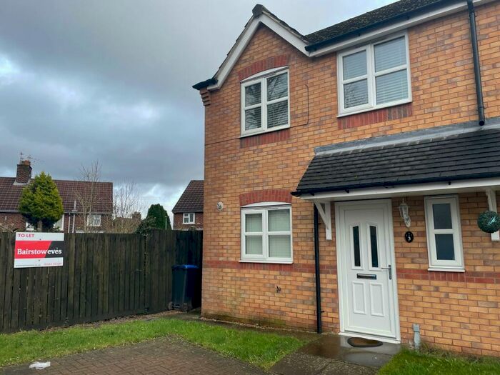 3 Bedroom Semi-Detached House To Rent In Portland Heights, Huthwaite, NG17