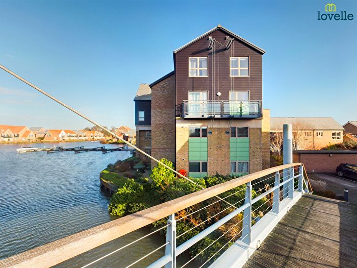 1 Bedroom Flat To Rent In Burton Waters, Lincoln, LN1