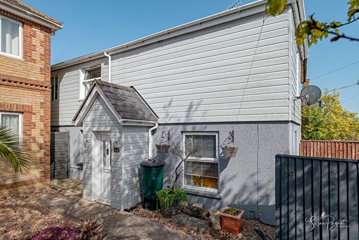 3 Bedroom Semi-Detached House For Sale In High Street, Wootton Bridge, Ryde, PO33