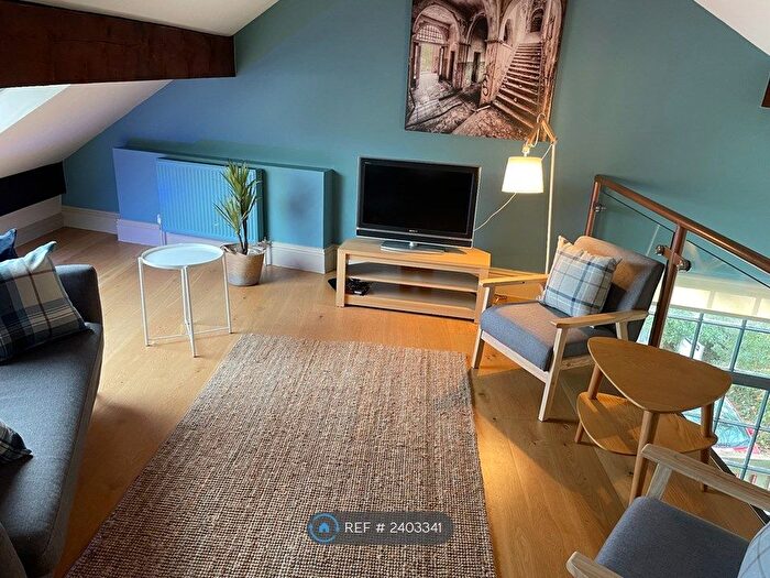 3 Bedroom Flat To Rent In Coombs Road, Bakewell, DE45