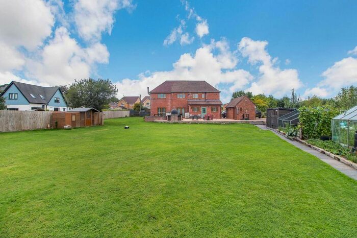 4 Bedroom Detached House For Sale In Candwr Road, Ponthir, Newport, Torfaen, NP18