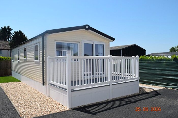 2 Bedroom Park Home To Rent In Bristol Road, Edithmead, Highbridge, TA9