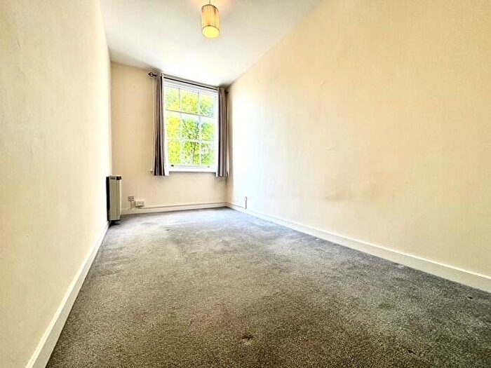 2 Bedroom Apartment To Rent In Portland Street, Leamington Spa, CV32