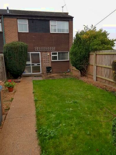 3 Bedroom End Of Terrace House To Rent In Grange Road, Felixstowe, IP11