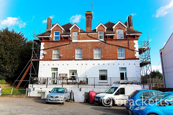 1 Bedroom Flat To Rent In Park Road, Park House Park Road, TN4