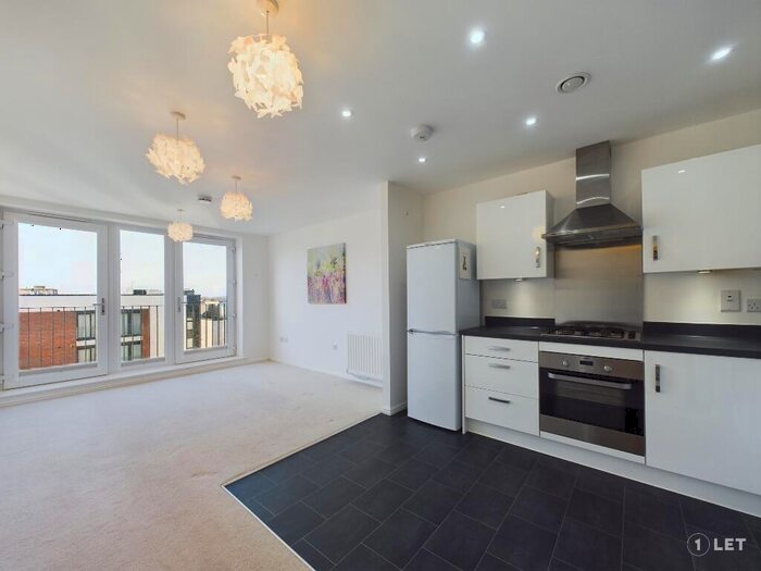 2 Bedroom Flat To Rent In Arneil Drive, Crewe Toll, Edinburgh, EH5