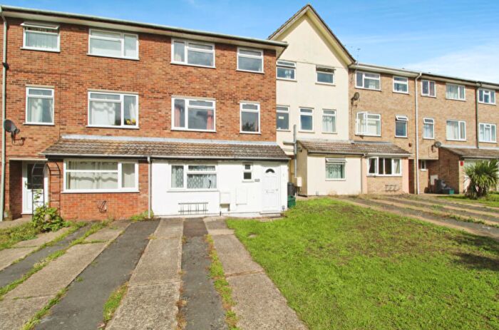 5 Bedroom Terraced House For Sale In St. Andrews Avenue, Colchester, Essex, CO4