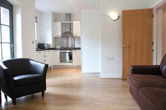2 Bedroom Flat To Rent In Home, Chapeltown Street, Manchester, M1