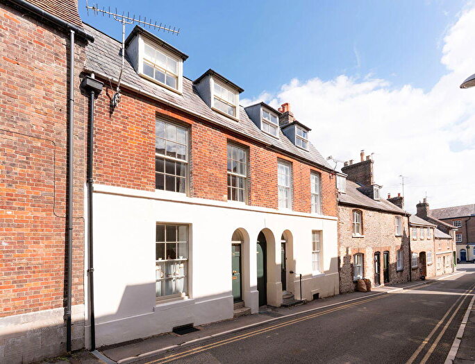 3 Bedroom Terraced House For Sale In Colliton Street, Dorchester, DT1