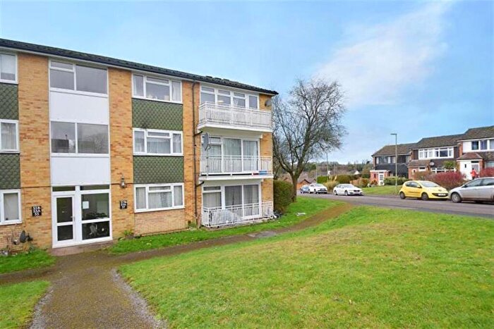 2 Bedroom Flat To Rent In Kings Worthy, SO23