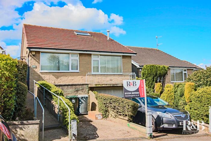2 Bedroom Detached Bungalow For Sale In Hexham Road, Morecambe, LA4