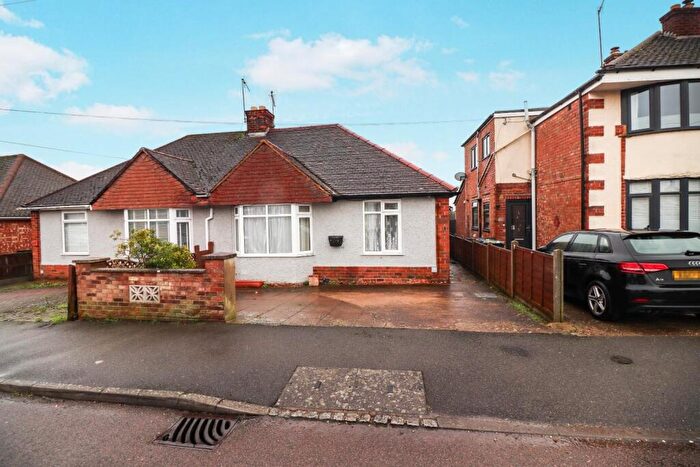 2 Bedroom Semi-Detached Bungalow For Sale In St. Margarets Avenue, Rushden, NN10