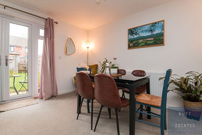 3 Bedroom Terraced House For Sale In Fortibus Road, Exeter, EX2