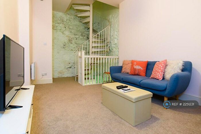 1 Bedroom Terraced House To Rent In Leonard Lane, Bristol, BS1