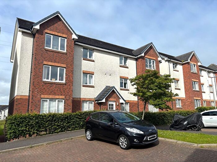 2 Bedroom Flat For Sale In A Duthac Court, Dunfermline, KY11