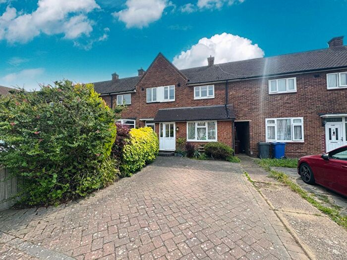 2 Bedroom Terraced House For Sale In Araglen Avenue, South Ockendon, RM15