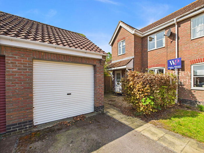 3 Bedroom Semi-Detached House For Sale In Tudor Avenue, Roydon, IP22