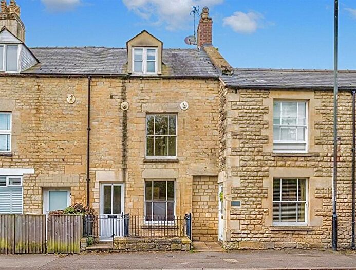 3 Bedroom Terraced House For Sale In Cirencester Town, GL7