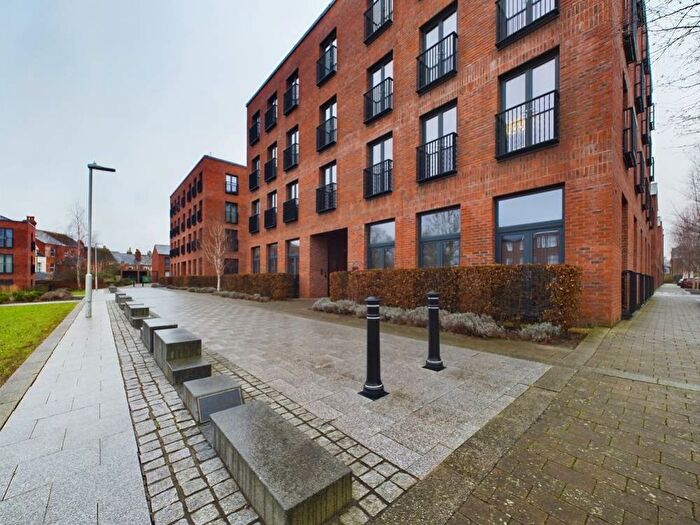 2 Bedroom Flat To Rent In Friars Orchard, Gloucester, GL1