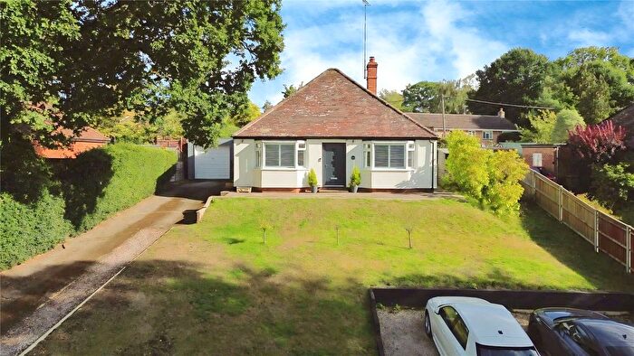 3 Bedroom Chalet For Sale In Curridge Road, Curridge, Thatcham, Berkshire, RG18
