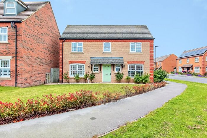 4 Bedroom Detached House For Sale In Kingsdown Drive, Stamford, PE9