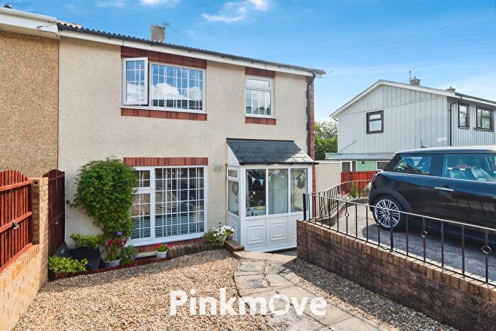 3 Bedroom Semi-Detached House For Sale In Maple Road South, Griffithstown, Pontypool, NP4
