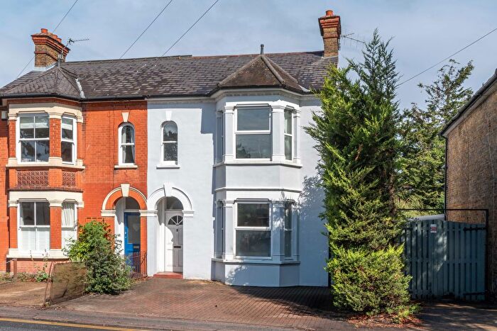 4 Bedroom Semi-Detached House For Sale In Staines Road East, Sunbury On Thames, TW16
