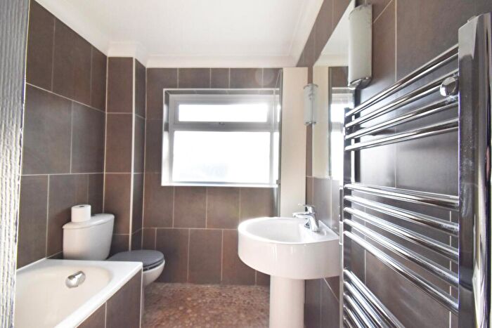3 Bedroom Terraced House To Rent In Station Avenue, Walton-on-Thames, KT12