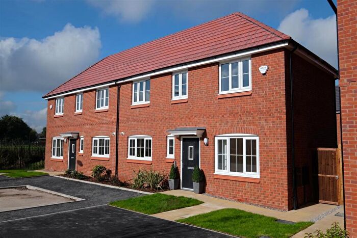 3 Bedroom Detached House To Rent In Pilkington Way, Cradley Heath, B64