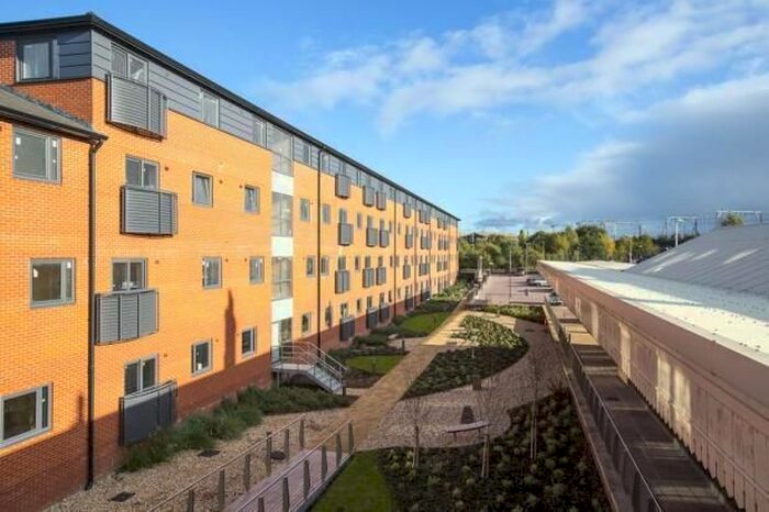 2 Bedroom Flat To Rent In Broad Gauge Way, Wolverhampton, WV10