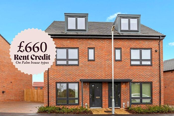 3 Bedroom Semi-Detached House To Rent In Heathcote Street, DA2