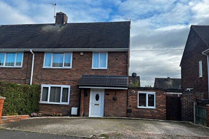 3 Bedroom Property To Rent In Hillman Drive, Chesterfield, S43
