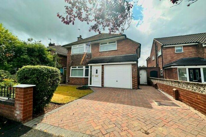 3 Bedroom Detached House To Rent In Buckingham Road, Liverpool, L31