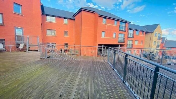 2 Bedroom Property To Rent In Regency Court, Ecclesfield, S35