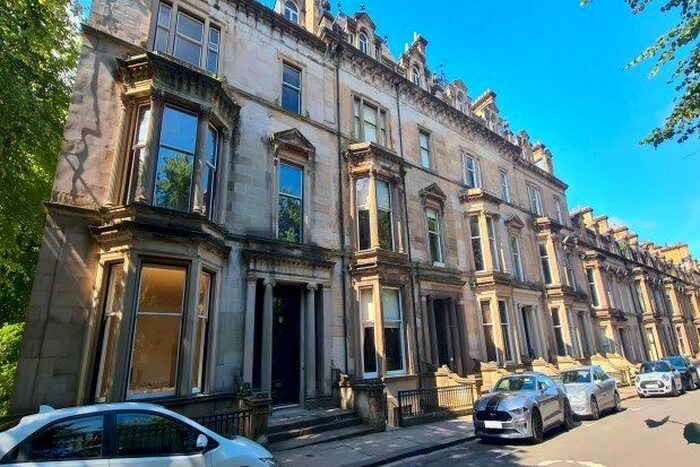 2 Bedroom Flat To Rent In Devonshire Terrace, Glasgow, G12