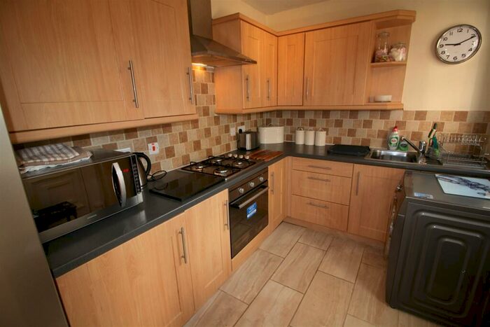3 Bedroom Private Hall To Rent In Gregson Road, Lancaster, LA1