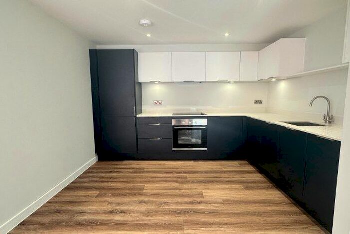 2 Bedroom Flat To Rent In Joels Court, Nottingham, NG13