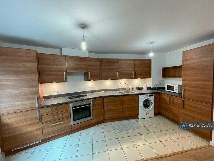 2 Bedroom Flat To Rent In Forum House, Wembley, HA9