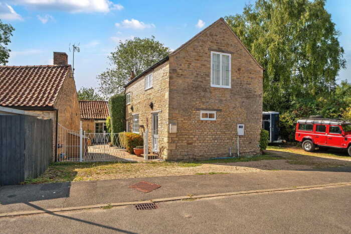 6 Bedroom Detached House For Sale In Swinstead Road, Corby Glen, Grantham, NG33